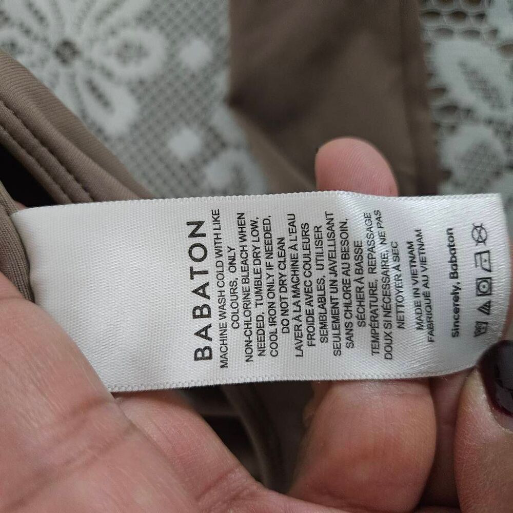 Aritzia Babaton contour crew neck bodysuit - Picture 7 of 8